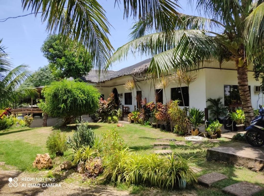 Apoestin Homestay Siquijor Exterior photo