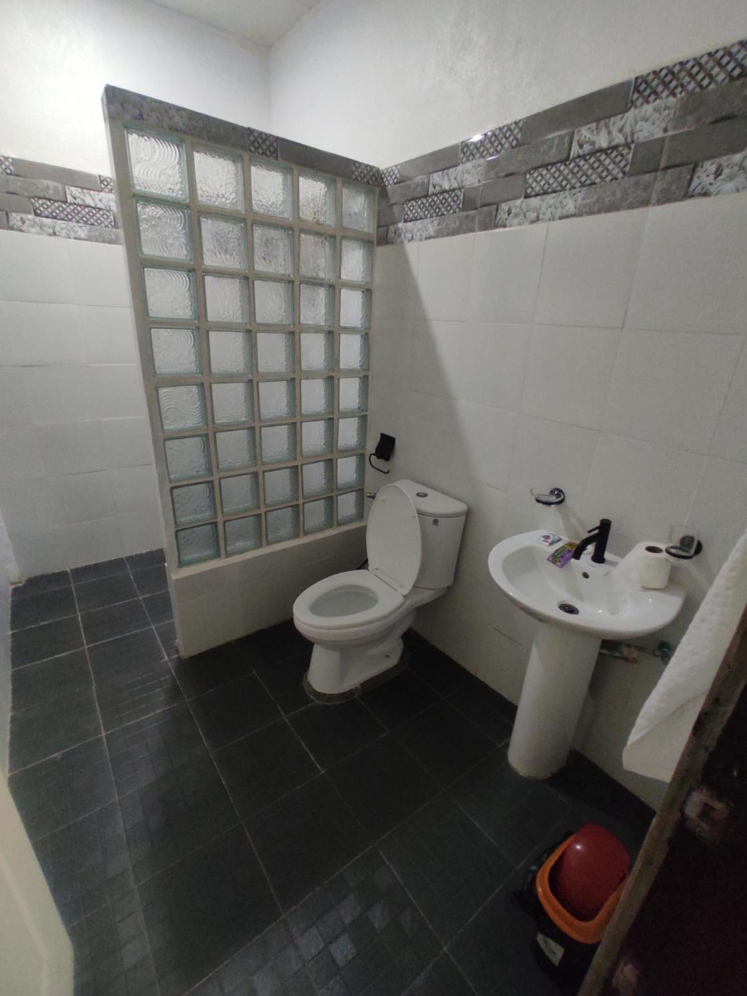 Apoestin Homestay Siquijor Exterior photo